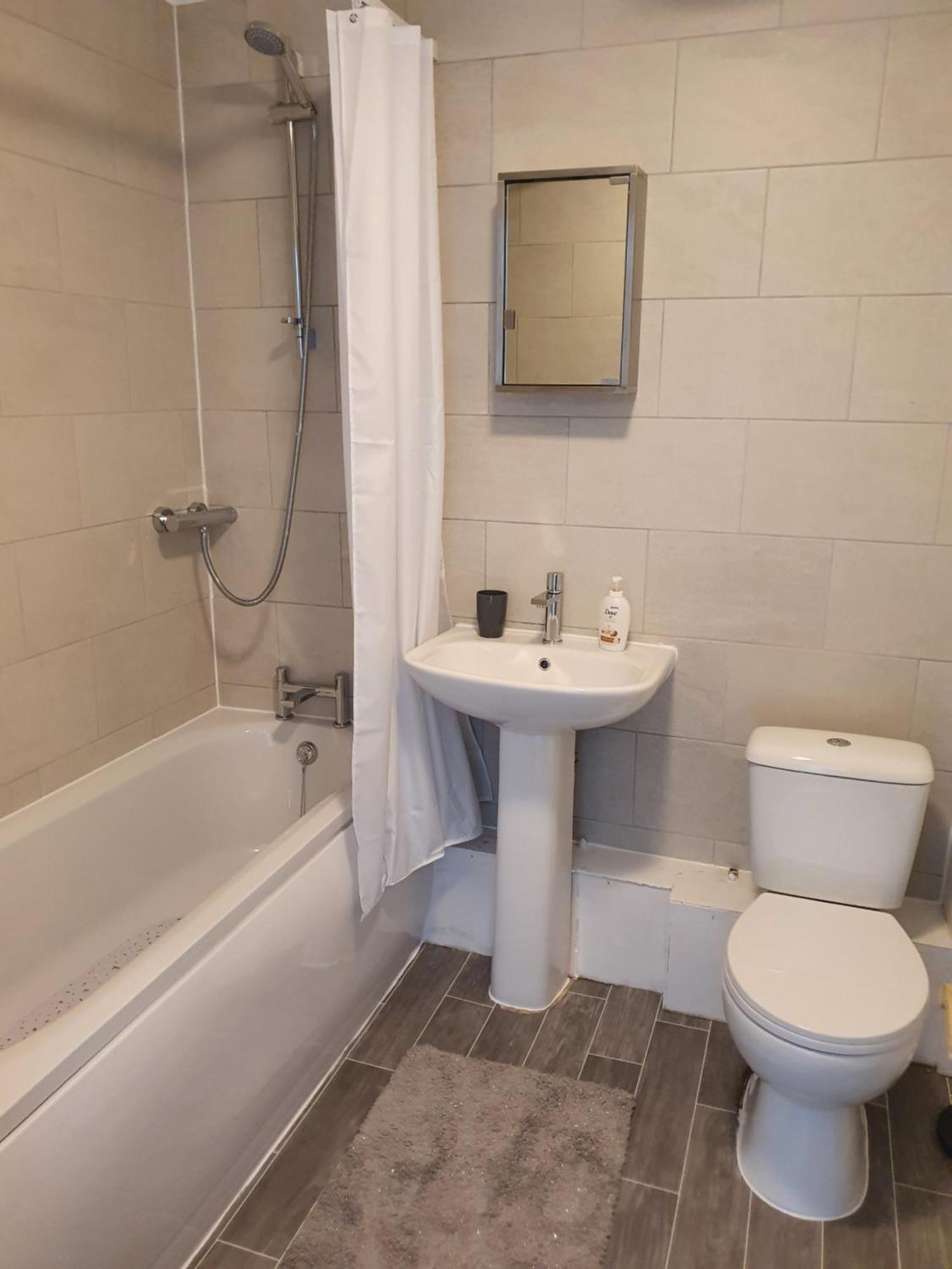 Luxury 1 Bed Near Norwich Train Station With Private Parking Apartment Bagian luar foto